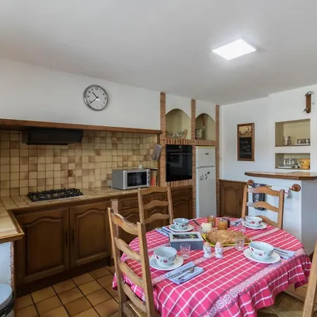 Gite l'escande Сasa de vacaciones
